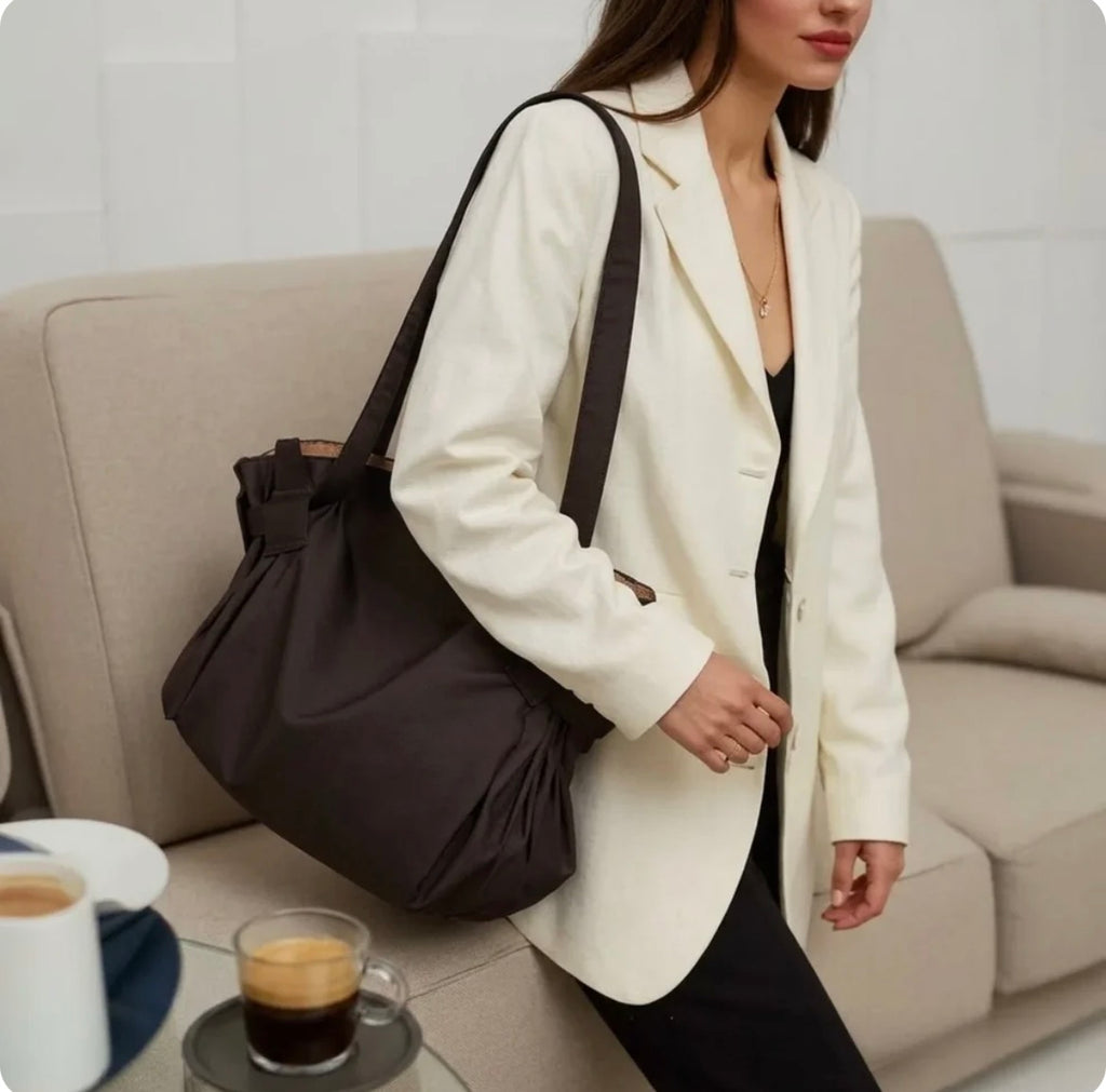 Buskie Bag - The Bag that picks up in seconds